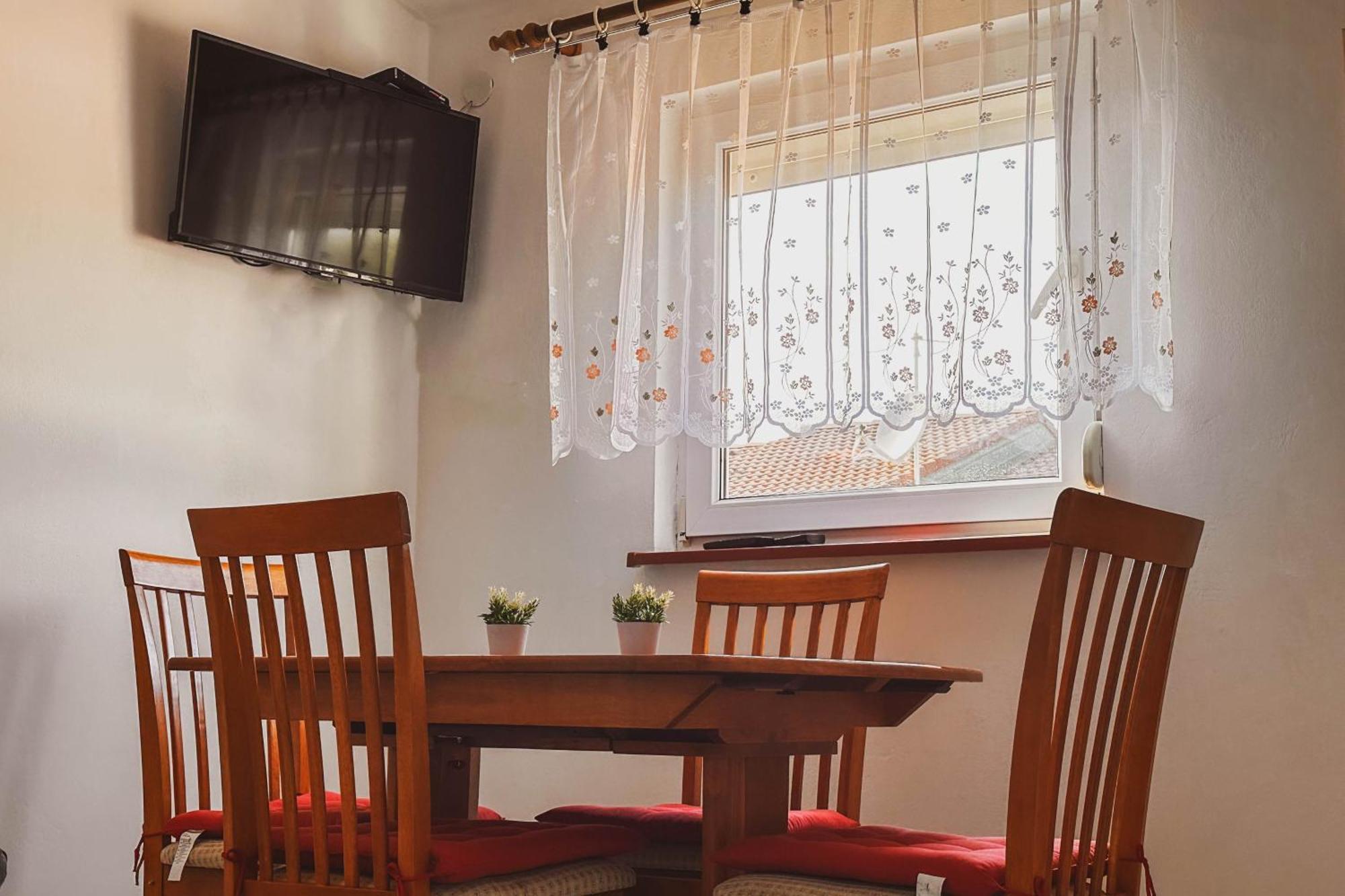 Apartmani Trupeljak Mandre Oda fotoğraf